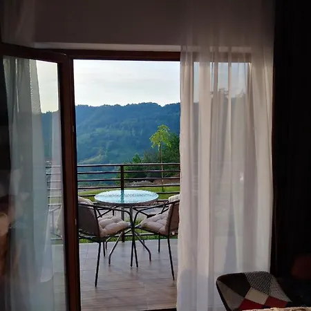 Deluxe Sunny Valley Milmari S8