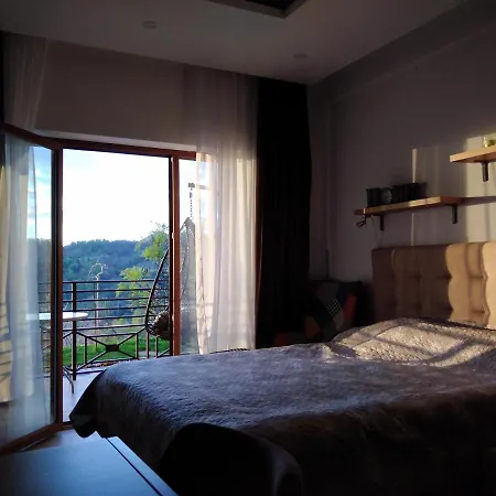 Deluxe Sunny Valley Milmari S8 *