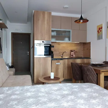 Deluxe Sunny Valley Milmari S8 * Kopaonik