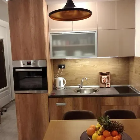 Deluxe Sunny Valley Milmari S8