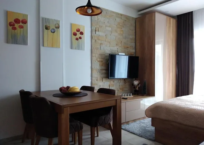 Deluxe Sunny Valley Milmari S8