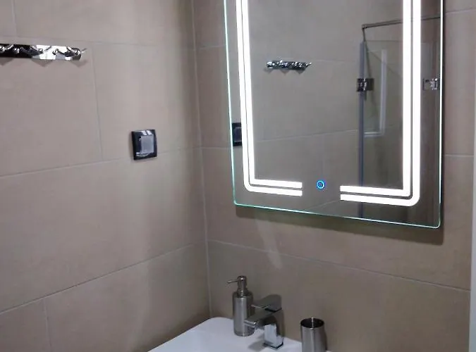 Διαμέρισμα Deluxe Sunny Valley Milmari S8 *