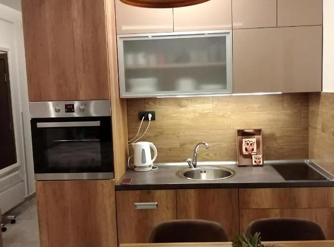 Deluxe Sunny Valley Milmari S8