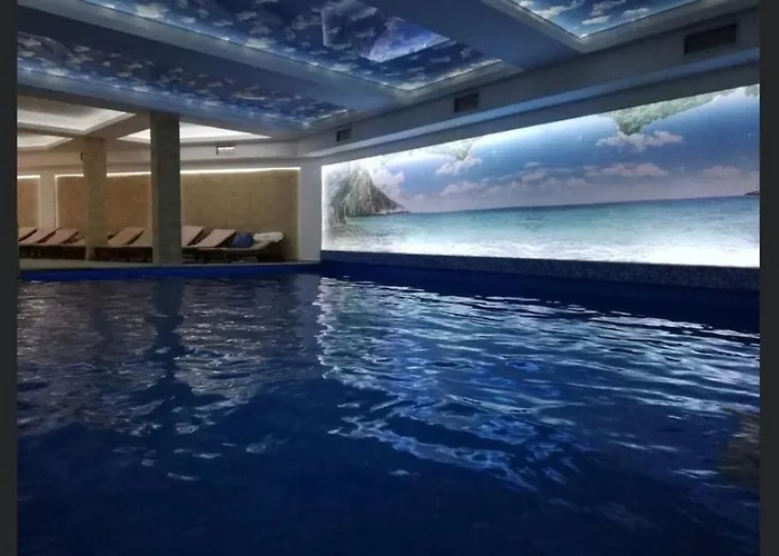 Deluxe Sunny Valley Milmari S8 Κοπαόνικ