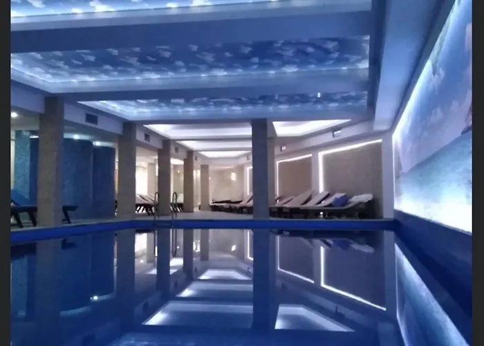 Deluxe Sunny Valley Milmari S8 Κοπαόνικ