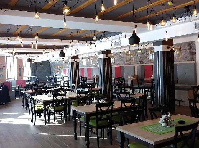 Deluxe Sunny Valley Milmari S8 *