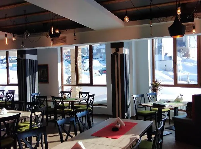 Deluxe Sunny Valley Milmari S8