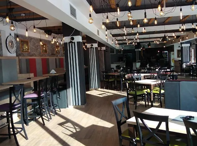 Deluxe Sunny Valley Milmari S8 Κοπαόνικ